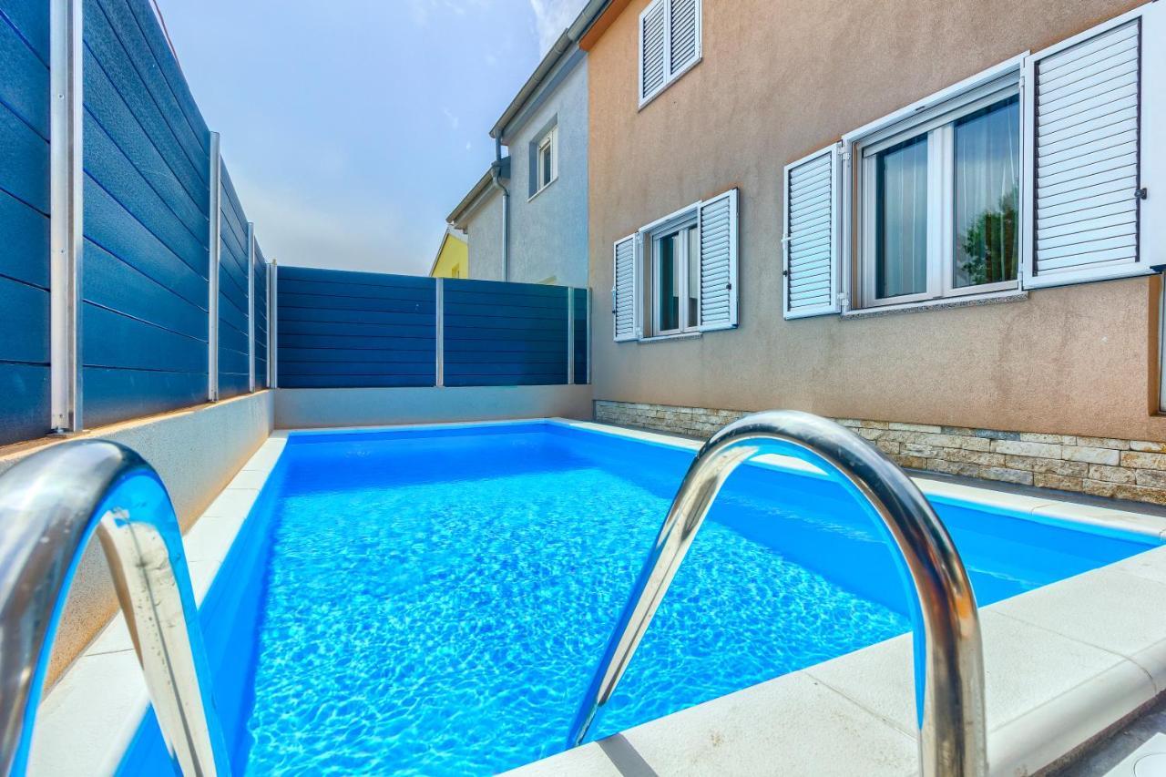 Apartmani Rialto Kakma Екстер'єр фото
