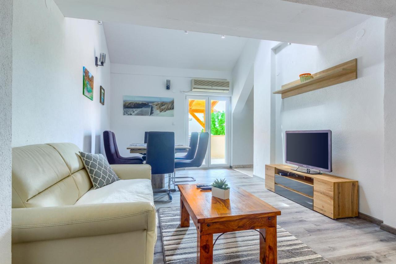 Apartmani Rialto Kakma Екстер'єр фото