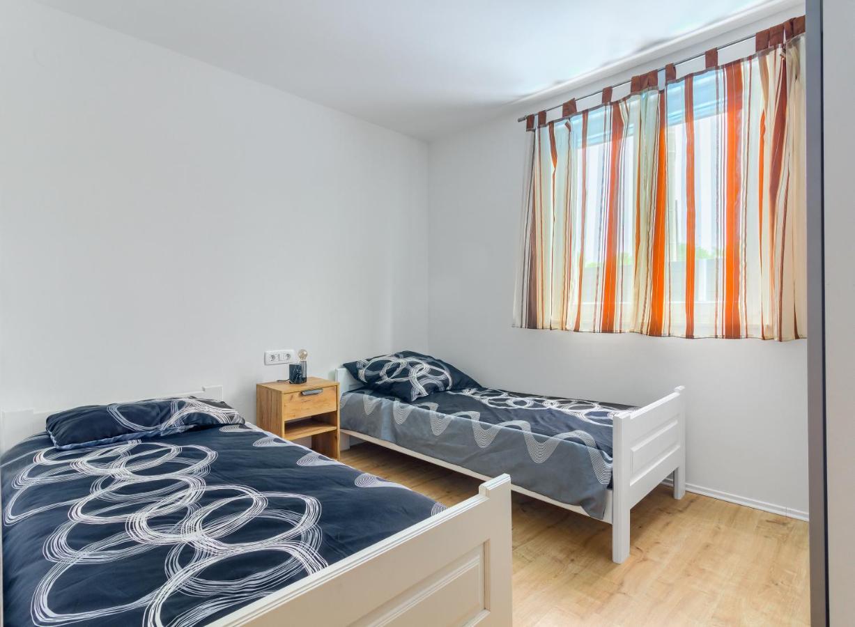Apartmani Rialto Kakma Екстер'єр фото